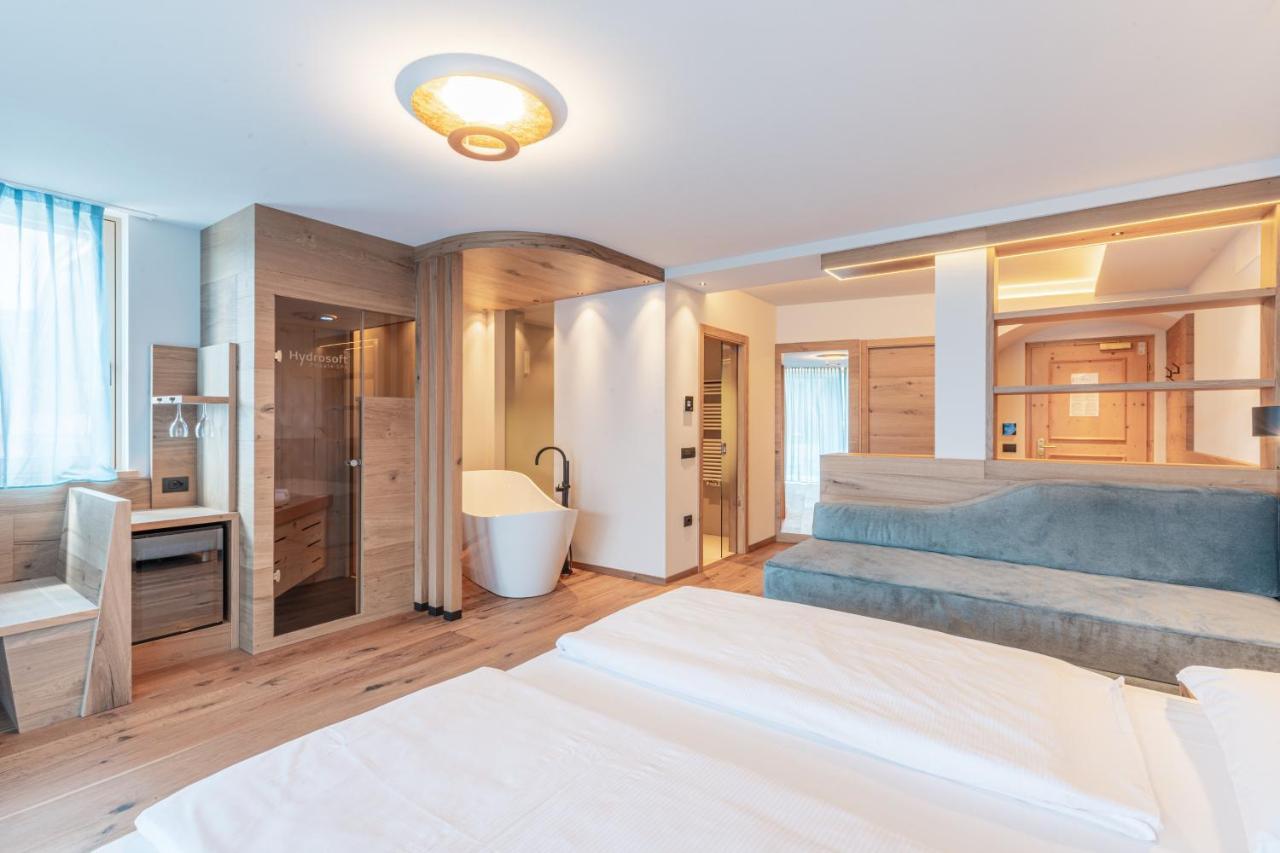 Hotel Bellavista Cavalese Dış mekan fotoğraf