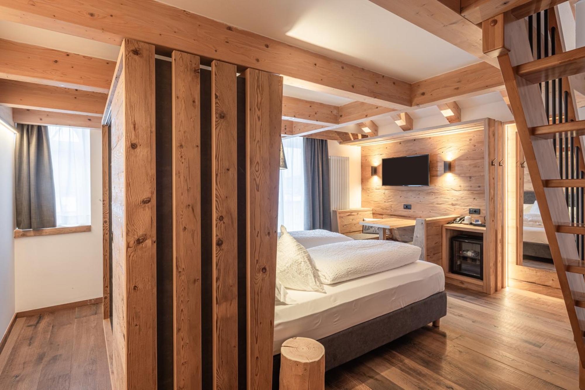 Hotel Bellavista Cavalese Dış mekan fotoğraf